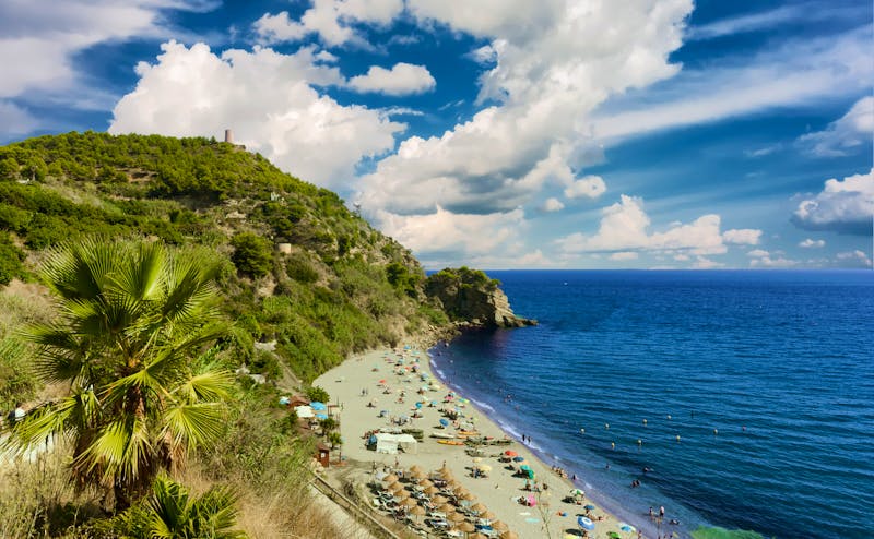 Playa De Maro an der Costa del Sol - ©©Giulio - stock.adobe.com