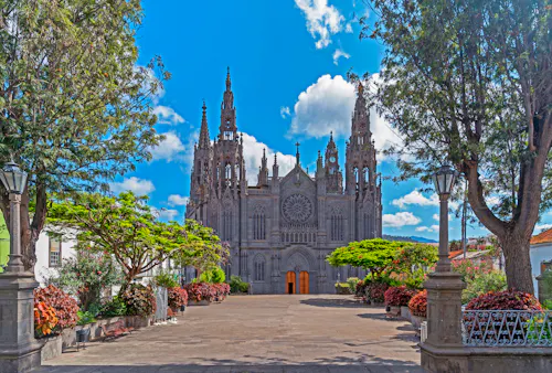 Kirche San Juan Bautista de Arucas auf Gran Canaria &ndash; &copy; ©magui RF - stock.adobe.com