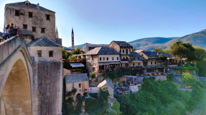 Mostar, Blick von der Altstadtbrücke - ©Konrad Füssel
