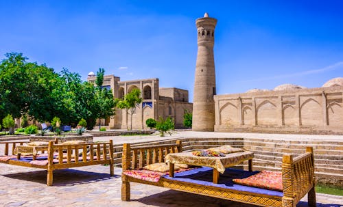 An der Kaljan-Moschee in Buchara - Usbekistan &ndash; &copy; ©monticellllo - stock.adobe.com