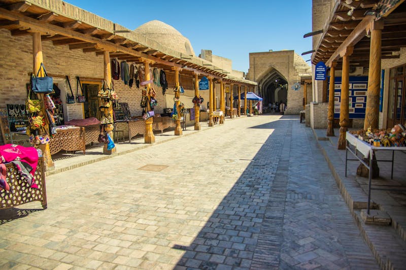 Basar in der Altstadt von Buchara in Usbekistan - ©©conanedogawa - stock.adobe.com