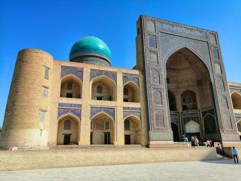 Miri-Arab-Medrese in Buchara - ©Andrej Kulikov - Eberhardt TRAVEL