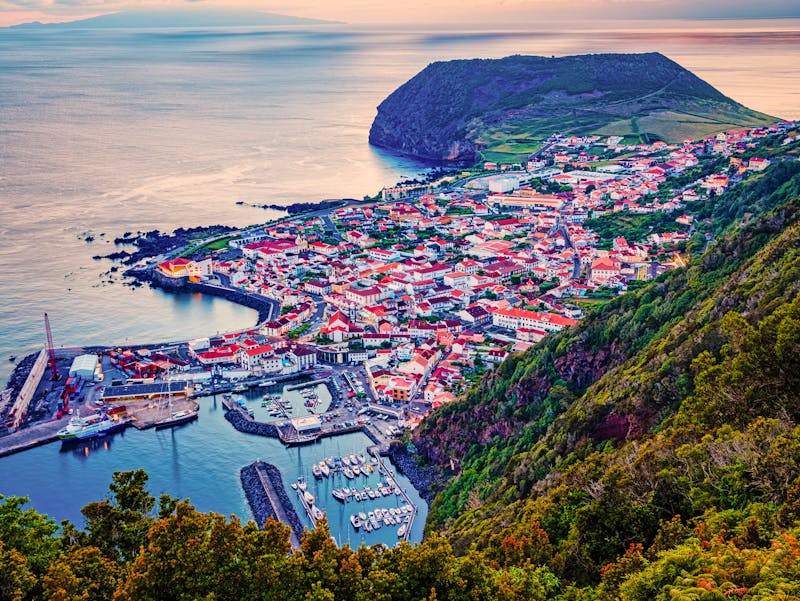 Blick auf Velas - Insel Sao Jorge - ©©Alex - stock.adobe.com