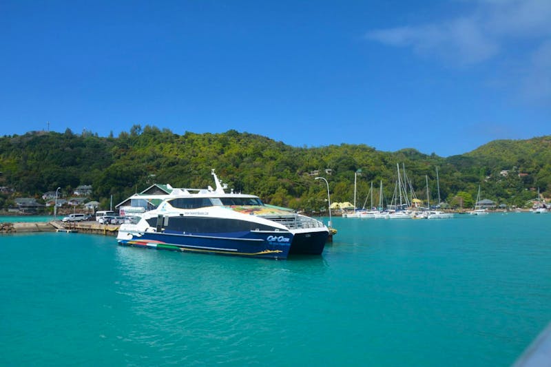 Fähre zur Seychellen-Insel Praslin - ©Eberhardt TRAVEL - Maria Schneider
