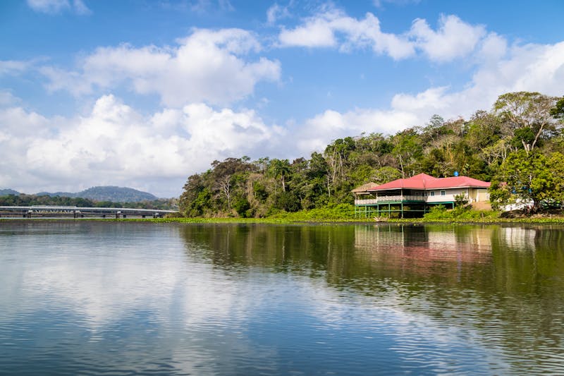 Gatun-See in Panama - ©Kathy Huddle - Adobe Stock