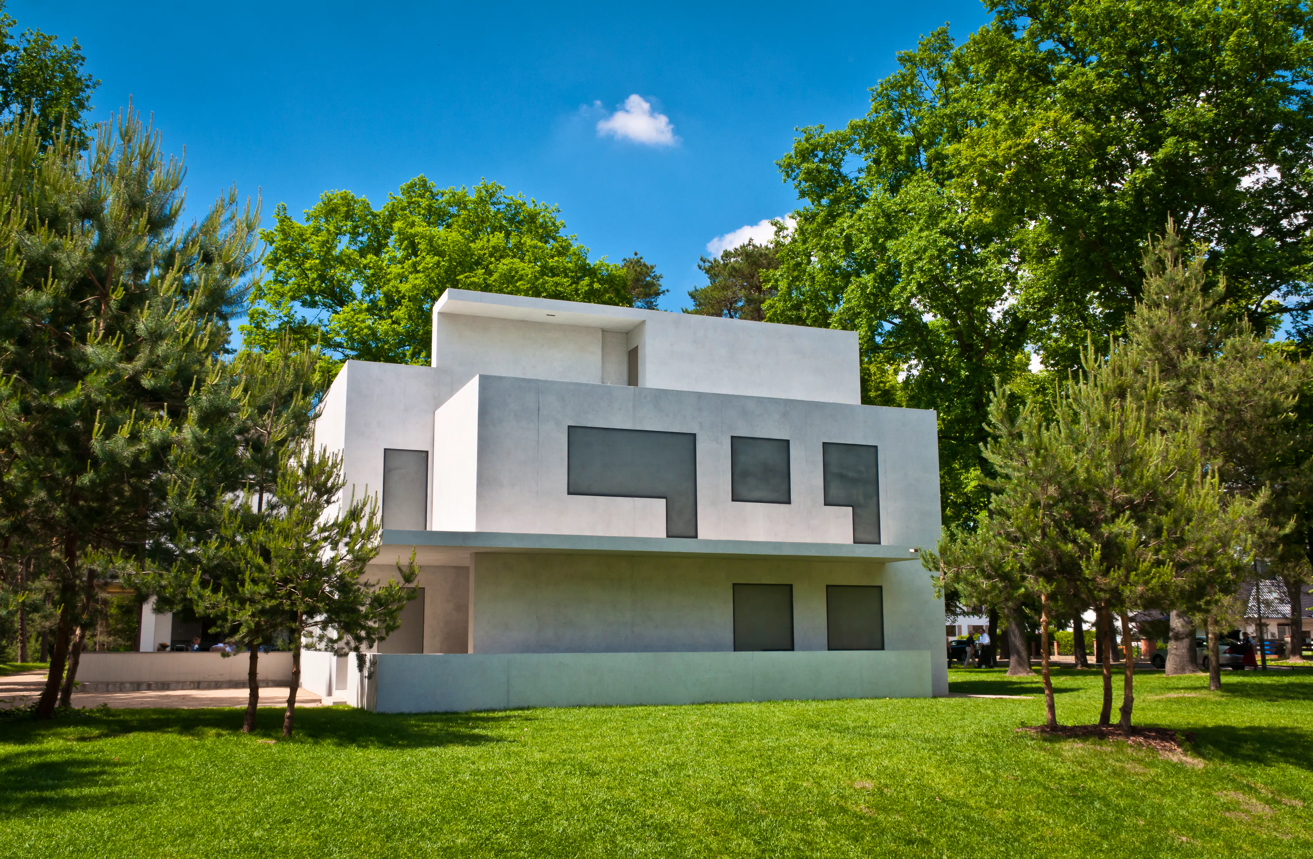 Dessau - Meisterhäuser &ndash; &copy; Stockfotos-MG - stock.adobe.com