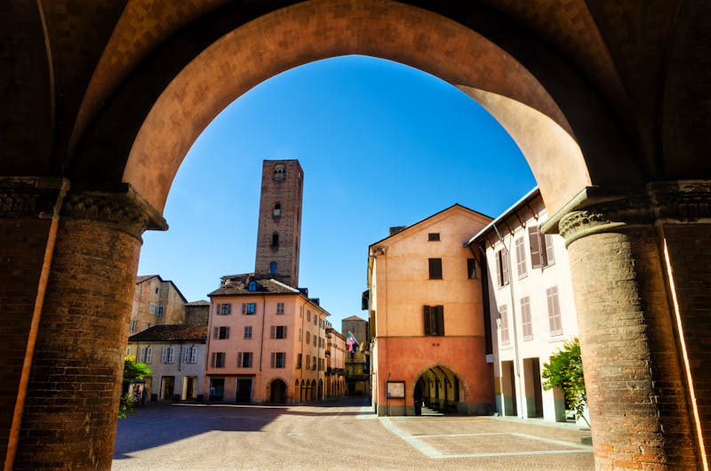 Alba - Piazza Risorgimento - ©Alessandro Cristiano - stock.adobe.com