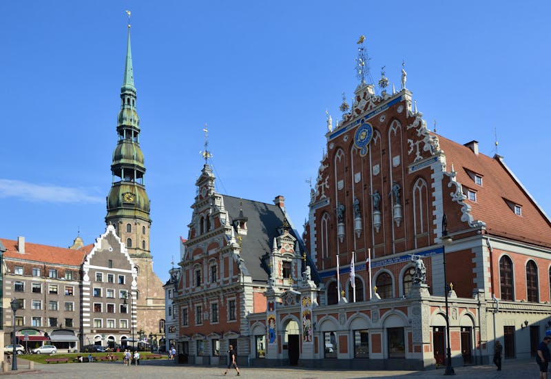 Schwarzhäupterhaus und Petrikirche am Rathausplatz,Riga - ©H.Arndt, 86316 Friedberg, Weidenau 9, Tel.0821-64545