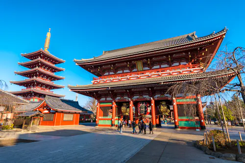 Tokio - Sensoji-Tempel in Asakusa &ndash; &copy; Suttipong Sutiratanachai - Adobe Stockphoto