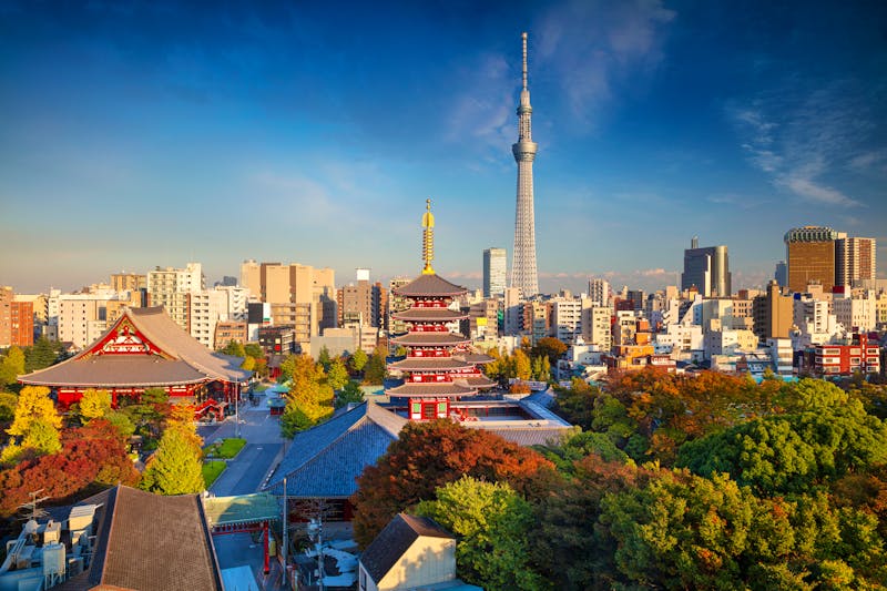 Tokio - Tradition und Moderne eng verbunden - ©Rudolf Balasko rudi1976 - Adobe Stockphoto