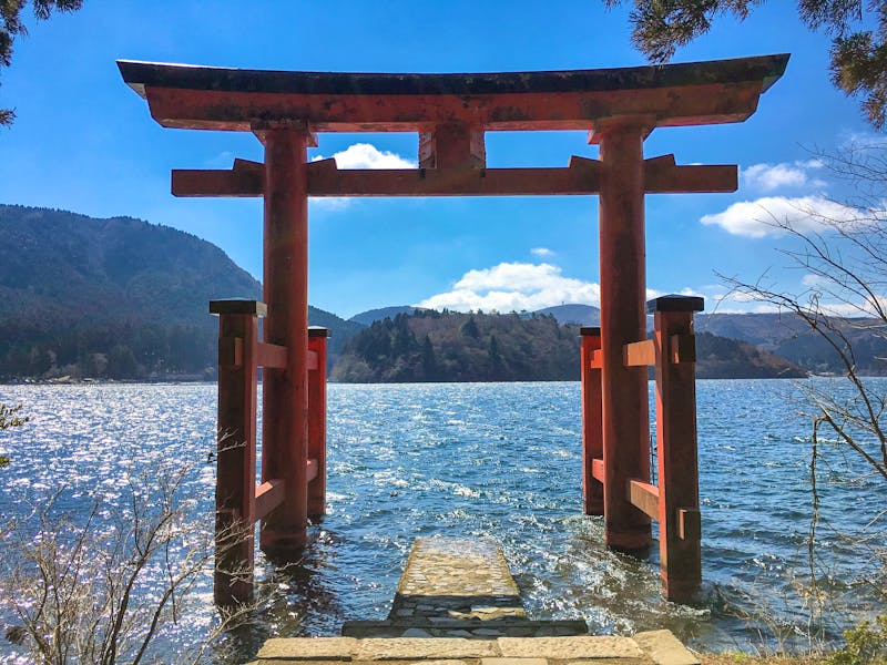 Ashi-See - Hakone-Shrine - ©Tamme Wichmann - Adobe Stockphoto