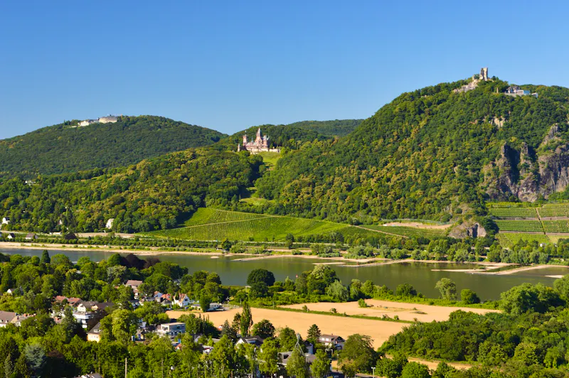 Die Burg Drachenfels im Rheintal bei Königswinter am Rhein - &copy;Bild von Gernot Reipen auf Pixabay