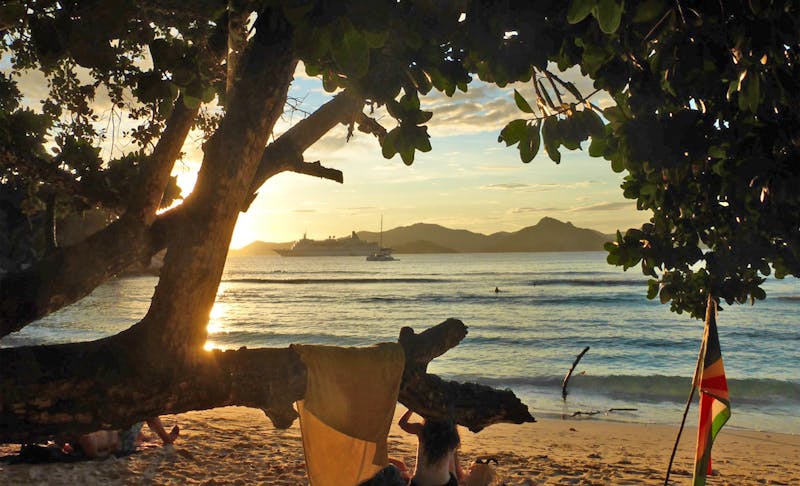 Sonnenuntergang auf La Digue - ©Frank Nimschowski - Eberhardt TRAVEL
