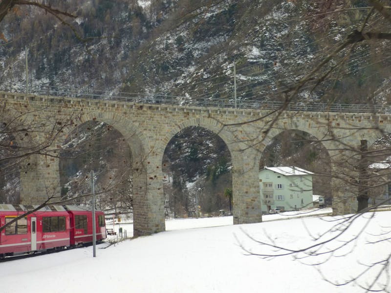 Bernina-Express - Kreisviadukt in Brusio - ©Annette Weise