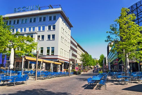 Bochum im Ruhrgebiert - Fußgängerzone in der Innenstadt &ndash; &copy; ArTo - AdobeStock.com