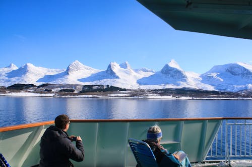 Hurtigruten-Kreuzfahrt vorbei an den Sieben Schwestern &ndash; &copy; Petra Pabst - Hurtigruten Guest image