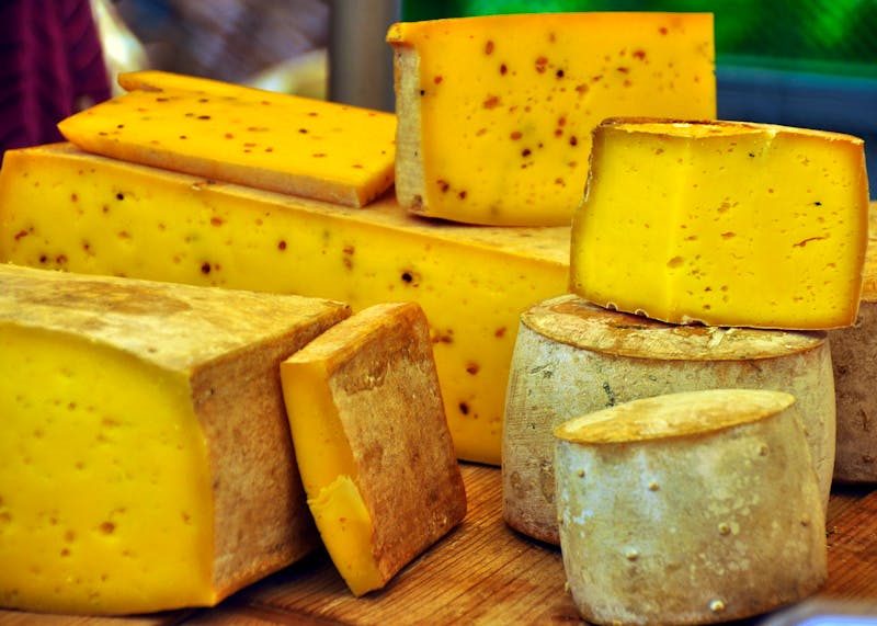 Elsässische Spezialitäten - Leckerer Käse - ©Adobe Stockphoto