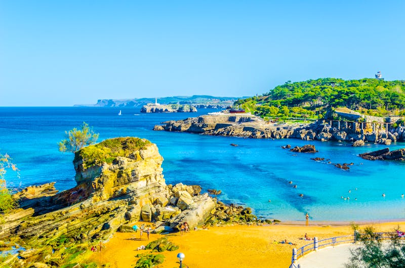 Spanische Atlantikküste bei Santander - ©dudlajzov - stock.adobe.com