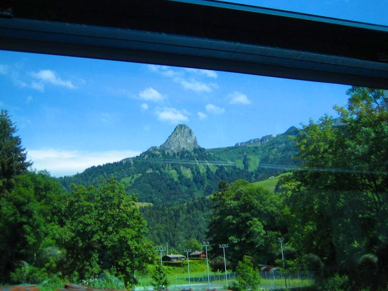 Zugfahrt nach Montreux mit dem GoldenPass Panoramic Express - ©Volker Jungklaus - Eberhardt TRAVEL
