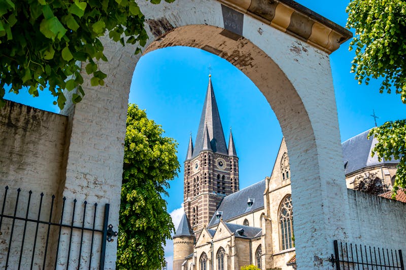 Abteikirche in Thorn, Limburg, Niedelande - ©mitifoto - AdobeStock.com