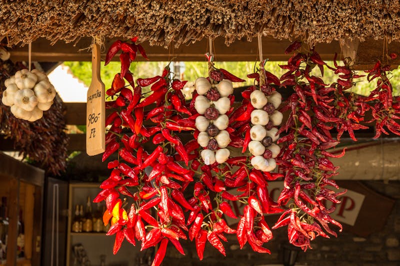 Ungarische Paprika an Marktstand - ©Guntar Feldmann - AdobeStock.com