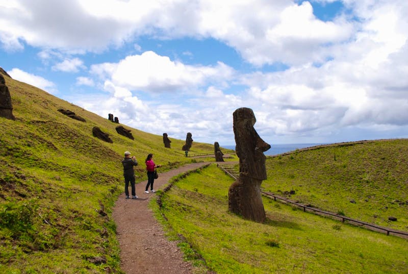Vulkan und Steinbruch Rano Raraku, Osterinsel - Chile - ©Peggy Schkade