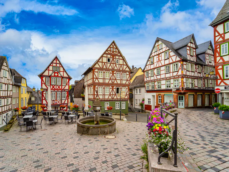 Wetzlar - Fachwerkhäuser in der Altstadt - &copy;modernmovie - stock.adobe.com