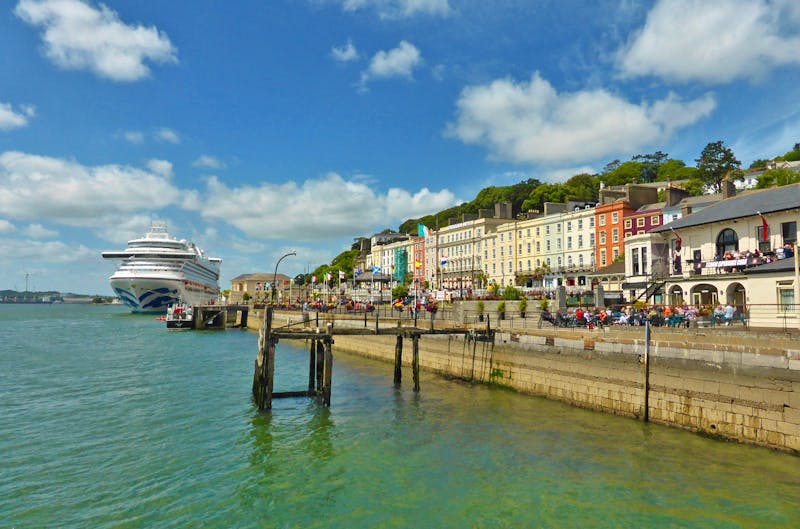 Am Hafen von Cobh an der Südküste Irlands - ©Claudia Bernhardt - Eberhardt TRAVEL