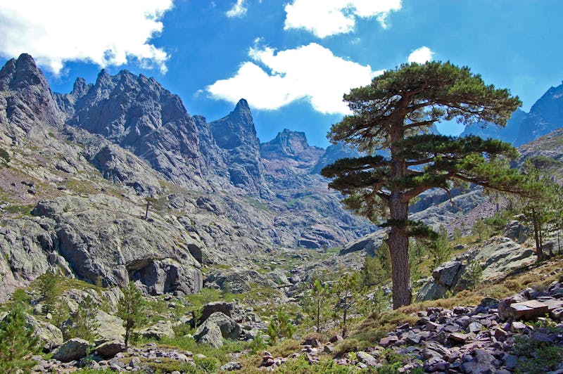 Wanderung in den korsischen Dolomiten - ©INKnoberry - stock.adobe.com