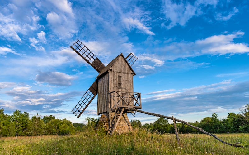Alte Windmühle auf der Ostsee-Insel Muhu - Estland - ©majonit - stock.adobe.com