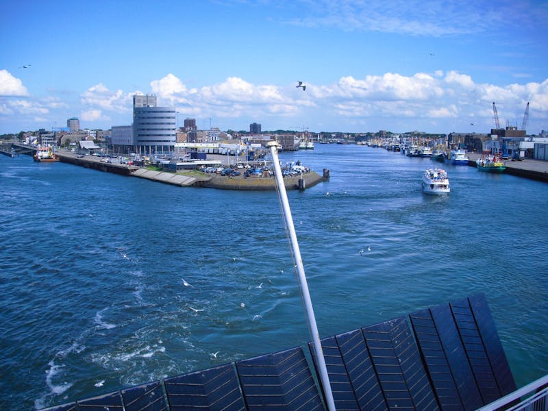 Ausfahrt aus dem Fährhafen Amsterdam - Ijmuiden - ©Norbert Binder - Eberhardt TRAVEL