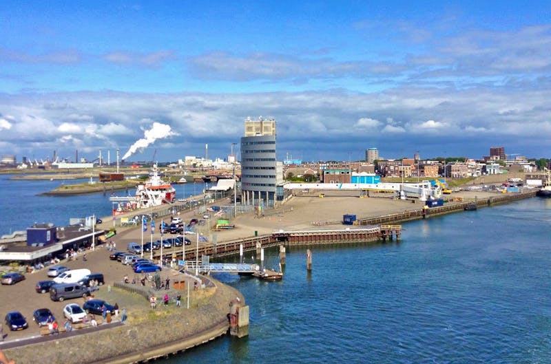 Fährhafen Amsterdam Ijmueden - ©Uta Schöne - Eberhardt TRAVEL