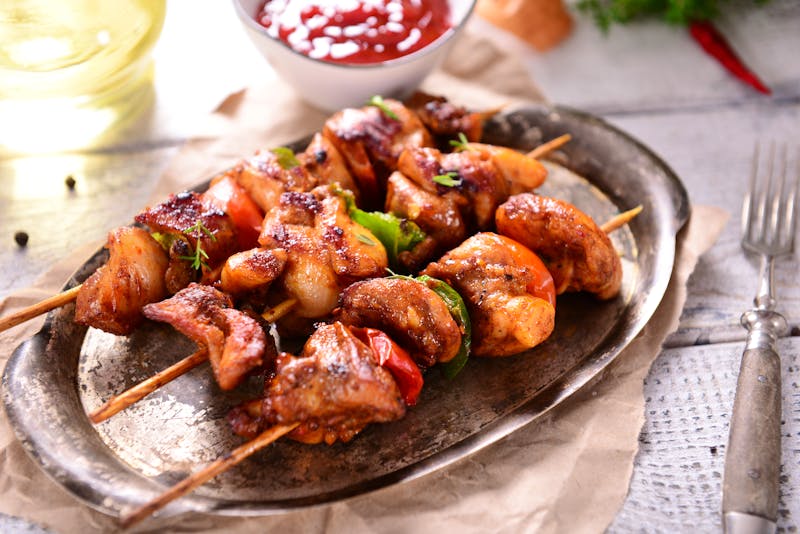 Lammspieße - ©Piotr Krzeslak - Adobe Stock