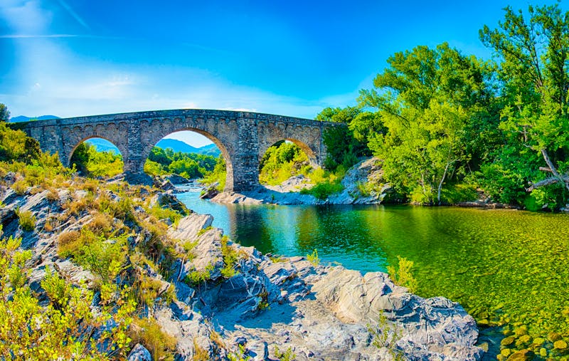 Brücke im Tavignanotal im Inselinneren von Korsika - ©Harald Tedesco - Adobe Stock