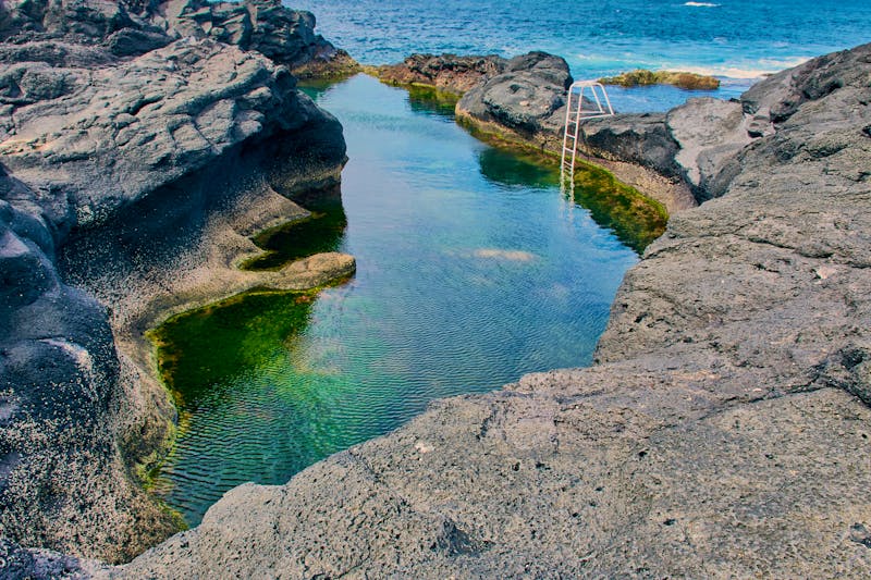 Natur-Pool bei Mosteiros auf Sao Miguel - ©Claudia Nass - Adobe Stock