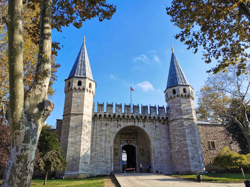 Eingang zum Topkapi Sarayi (Alter Sultanspalast) - ©Simone Willner - Eberhardt TRAVEL