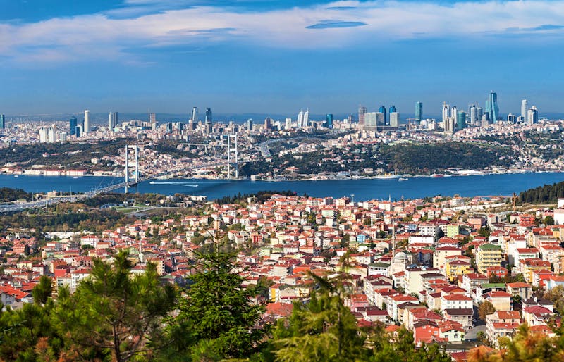 Bosphorus Brücke vom Camlica Hügel - ©Koraysa - stock.adobe.com