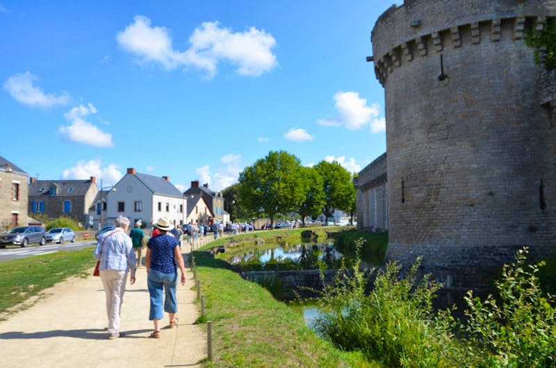 Spaziergang an der Stadtmauer von Guerande - ©Roswitha Zytowski - Eberhardt TRAVEL