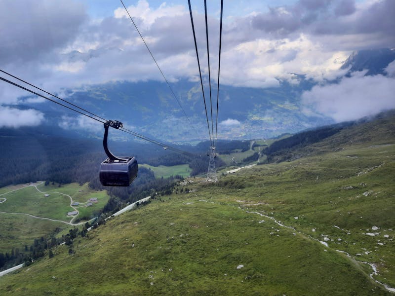 Seilbahn Eiger Express - Fahrt von der Station 