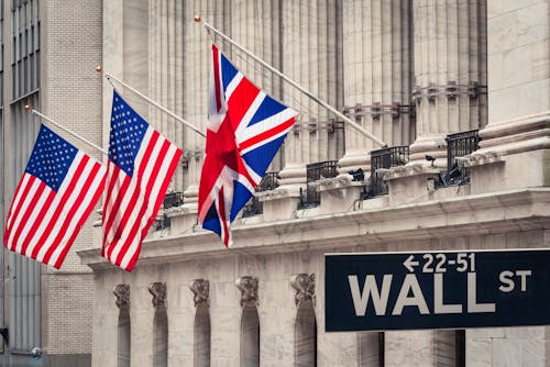 Wall Street in New York City &ndash; &copy; Maurizio De Mattei - stock.adobe.com