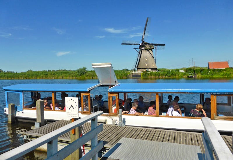 Bootsfahrt an den Windmühlen von Kinderdijk - ©Claudia Bernhardt - Eberhardt TRAVEL