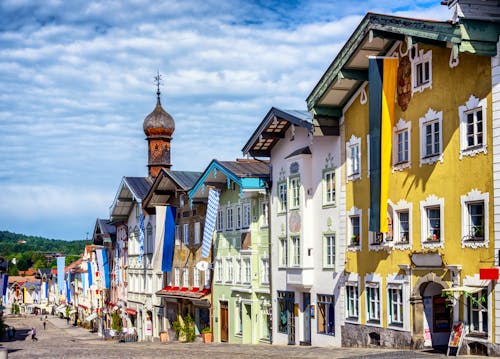 Bad Tölz in Bayern &ndash; &copy; fottoo - stock.adobe.com