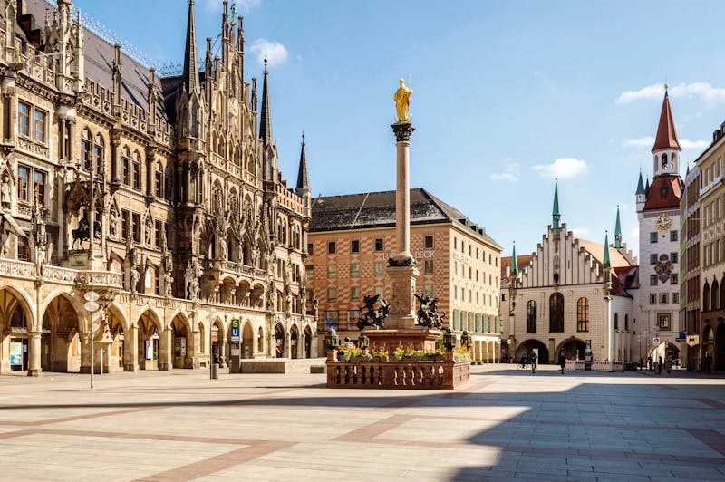 Marienplatz in München - ©sonjanovak - stock.adobe.com