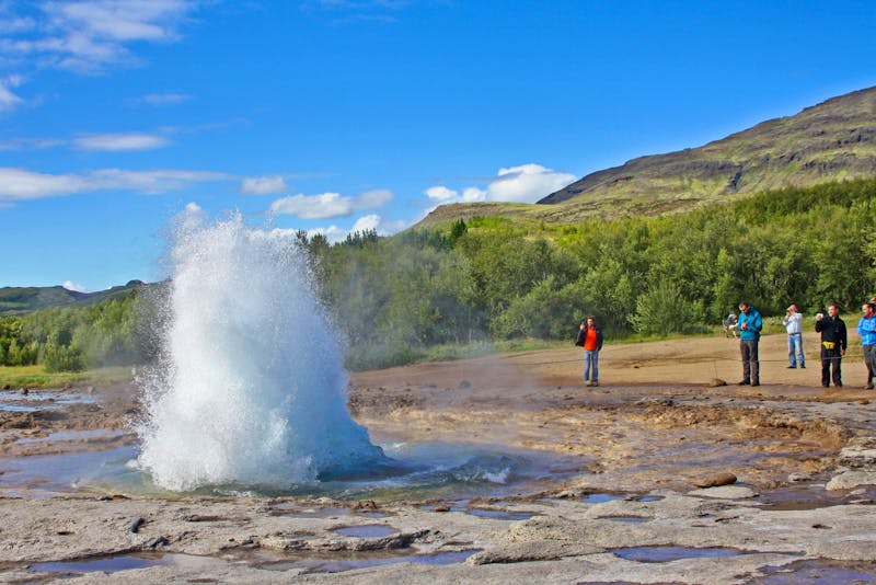 Geysir Strokkur in Island - ©Eberhardt TRAVEL - Kristin Weigel