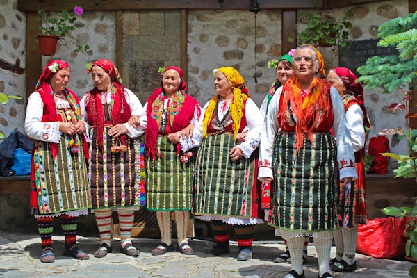 Folklore-Gruppe in Bulgarien – © Eberhardt TRAVEL