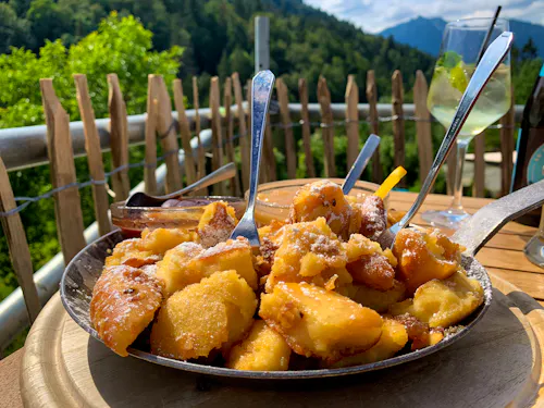 Kaiserschmarrn in Österreich &ndash; &copy; Lapasmile - stock.adobe.com