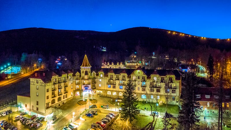 Abendansicht Hotel Medi Spa Buczynski – ©Medi Spa Buczynski