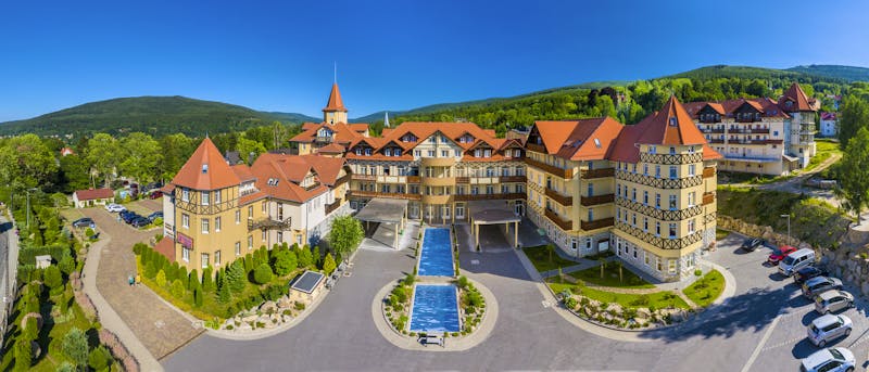 Luftaufnahme Hotel St. Lukas – ©Hotel St. Lukas