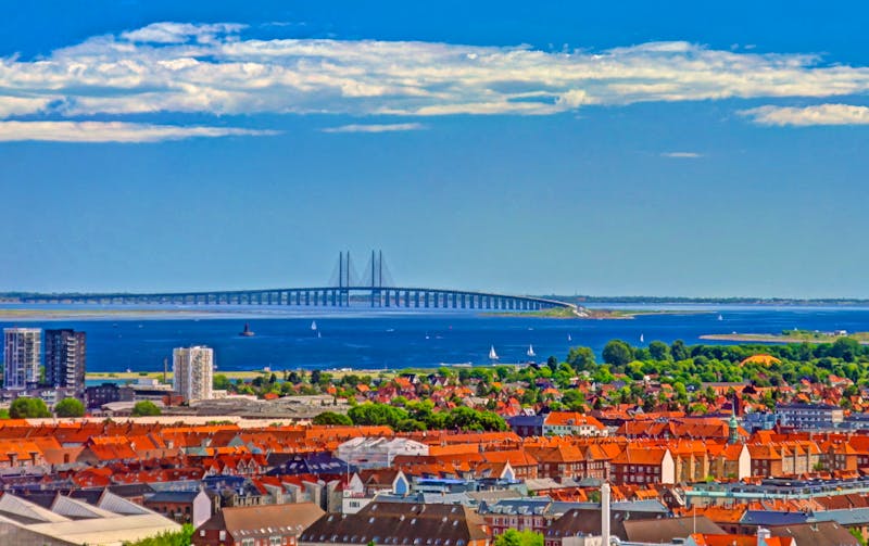 Öresund-Brücke bei Kopenhagen - ©homocosmicos - stock.adobe.com