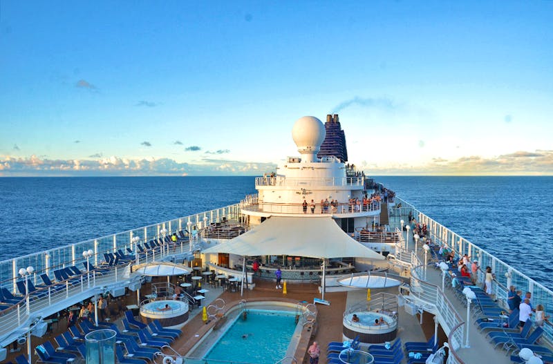 Sonnendeck des Kreuzfahrtschiffes Pride of America - ©Anne Schröder - Eberhardt TRAVEL